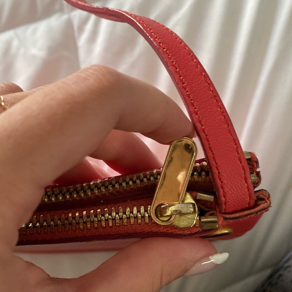 Celine Hot Pink medium trio crossbody - Picture 9 of 11